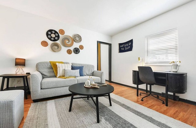 ★ HostWise Stays ★ Prime Butler St. Apt, across from Umami!