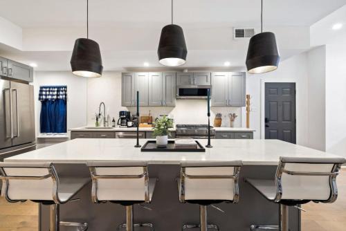 HostWise Stays - The Palo - No Stairs, Mexican War Streets, Family Friendly