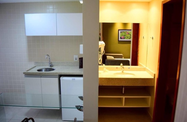 Hot Springs apartment with bathtub and 24h pool access