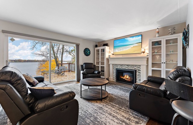 Hot Tub after winter fun! Game Room, Huge Primary Suite with Spa like Bathroom