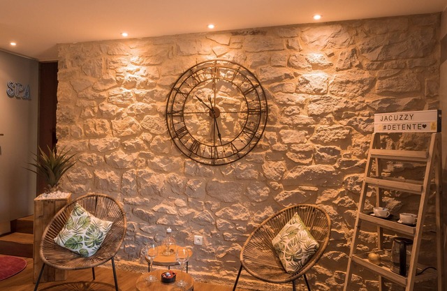 Hotel Aux Berges de l'Aveyron