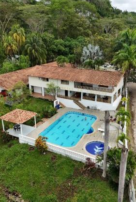 HOTEL CAMPESTRE LAS CAVERNAS