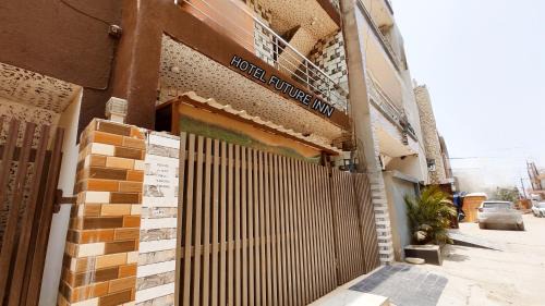 HOTEL FUTURE INN -Phagwara Near LPU