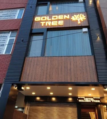 Hotel golden tree