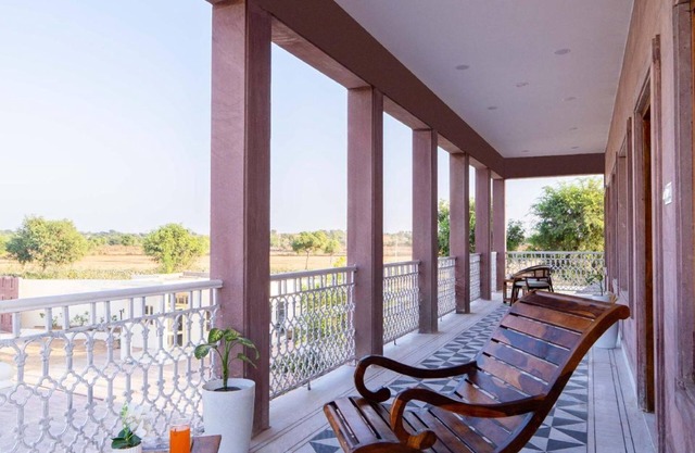 Hotel Hinduja Luxury Camp & Resort