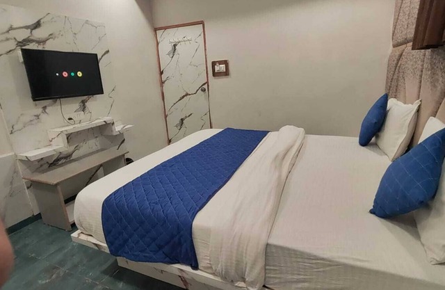 Hotel Karnavti