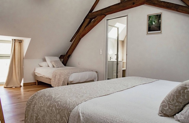 Hotel, L'Ecrin de la Brenne, Rooms for 1 to 3 people