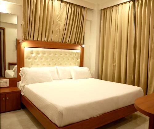 Hotel Lords, Fort