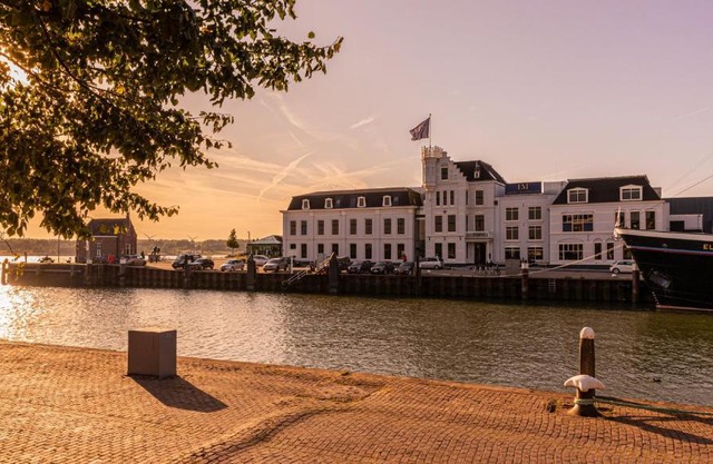 Hotel Maassluis