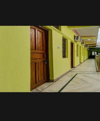 Hotel Madhur New Tourist Lodge