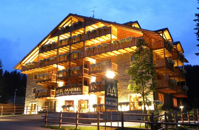 Hotel Maribel