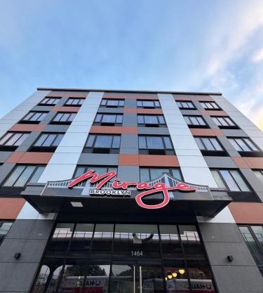 Hotel Mirage Brooklyn