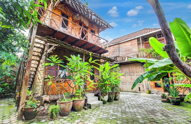 Hotel O Prawirotaman Near Keraton Yogyakarta Formerly Chez Laelik Guesthouse