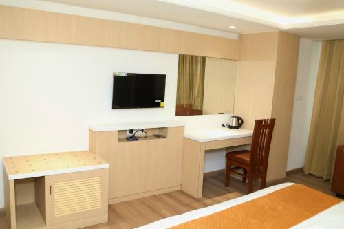 Hotel Radiance