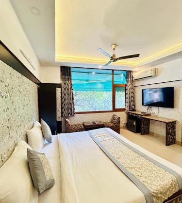 Hotel Satwah Home Stay Just 10 Minute Away Form Nizamuddin Railway Station