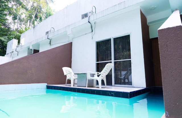 Hotel Sleek Camellia
