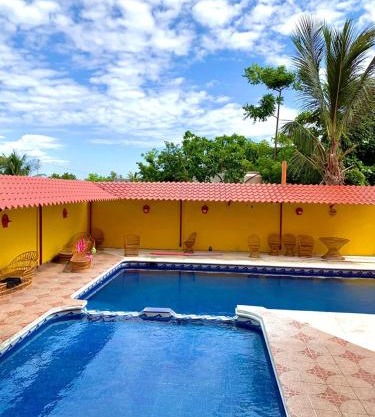 Hotel Sociedad y Maristas