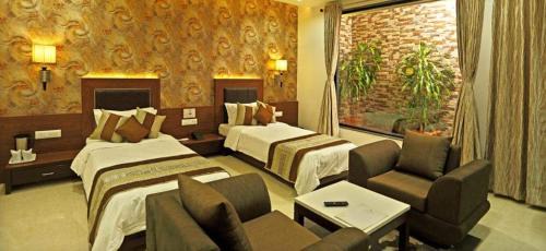 Hotel the grand vaibhav