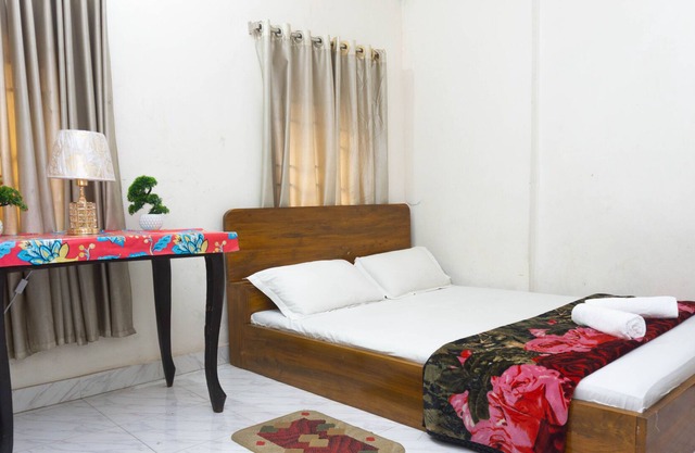 Hotel White House International Residential, Couple Room - AC