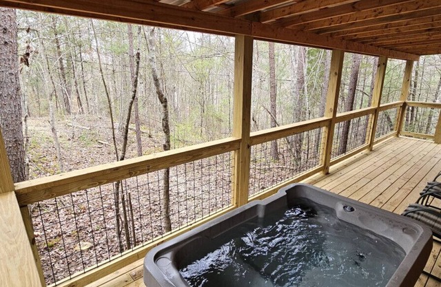 HotTub, Arcade | Red River Gorge