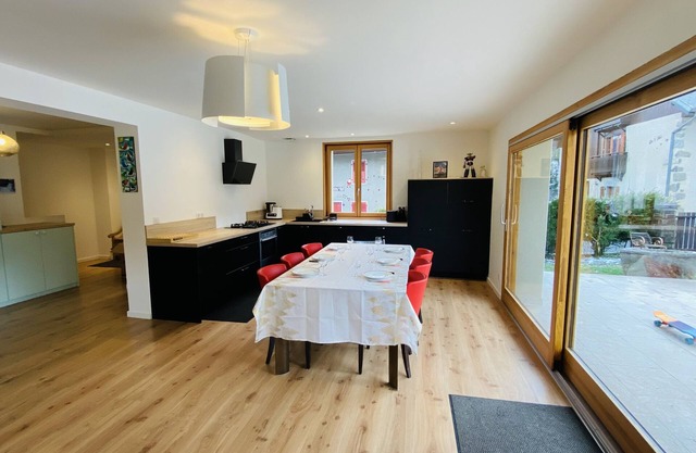 ! House 140m2 ideal location between ski resorts and center of Annecy !