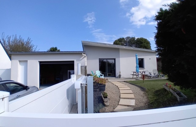 HOUSE ALL COMFORT 500 m beach and shops