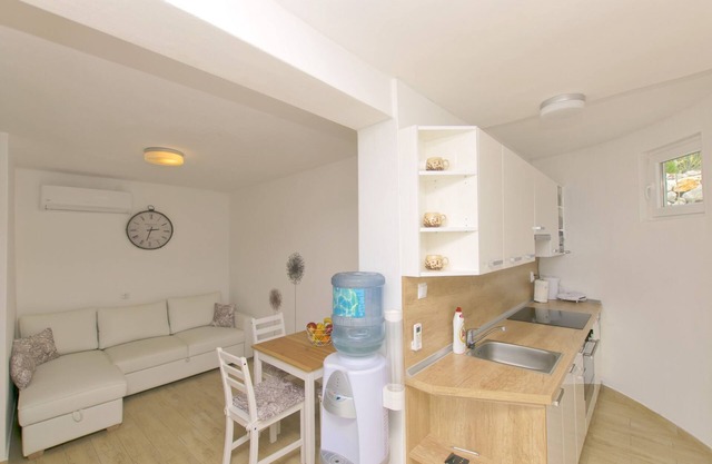 House Anica (49311-K1) - Starigrad Paklenica