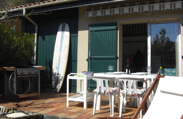House at Hourtin Port close to lake, beach & restaurants
