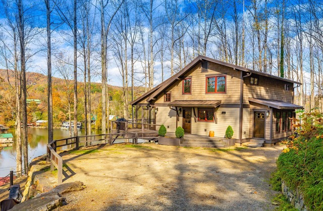 House & Boathouse