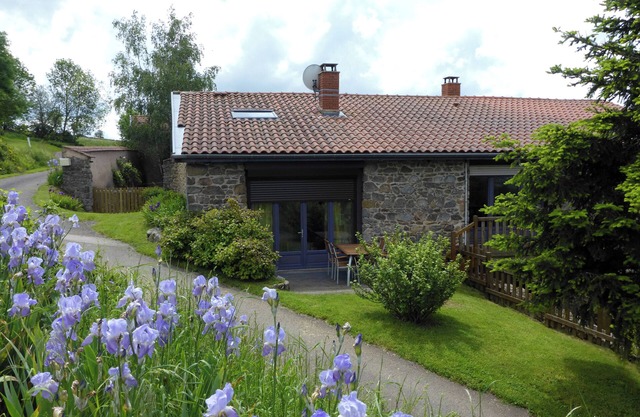 House, Chirassimont