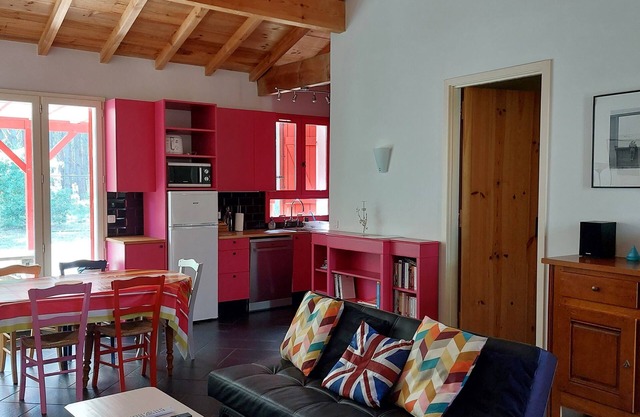 House* Contis Beach 5 minutes away - between sea and forest