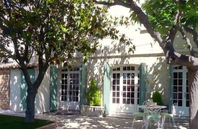 House R C of a villa - between the Rhone and the Sea - 4 Pers.