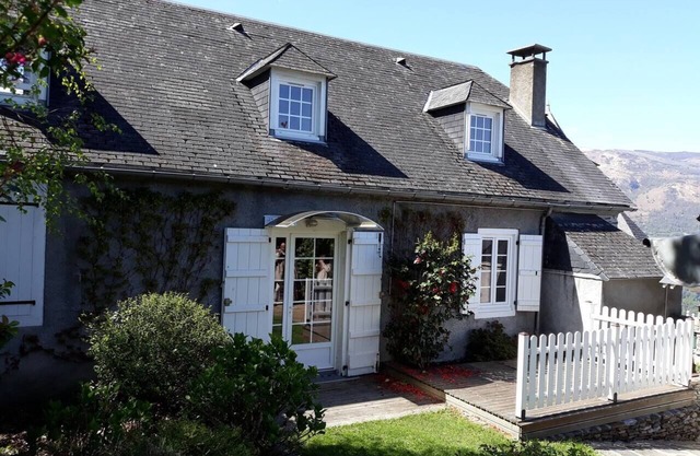 House Hautes-Pyrenees/15 mn Lourdes 30 mn Cauterets Gavarnie,