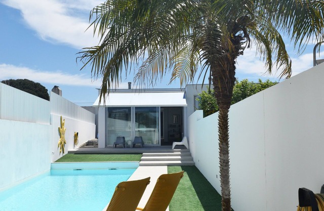 House in Meco Pool