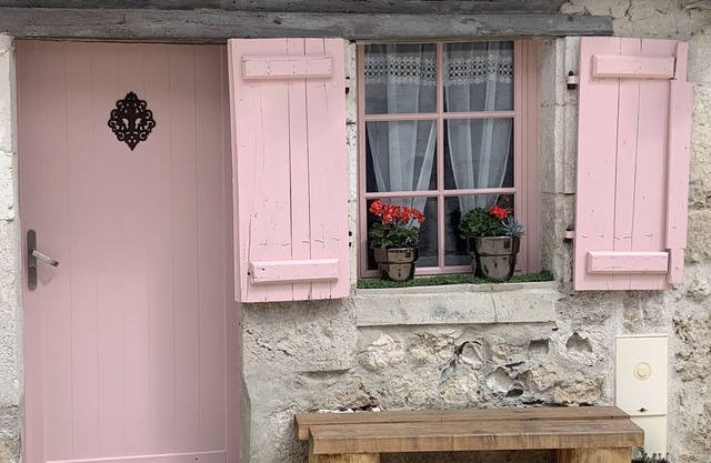 House in the heart of Quercy in Montjoi!