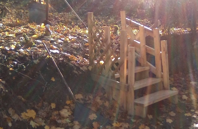 House in the mountains with spectacular views of the Waterfront and Monogahala!