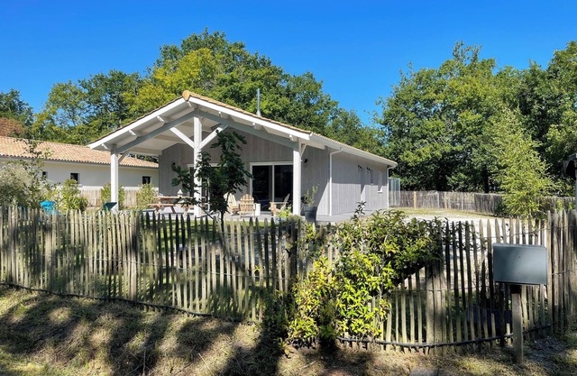 House near Gurp beach between Soulac and Montalivet