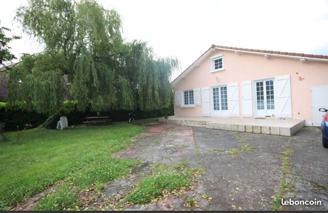 house near spain