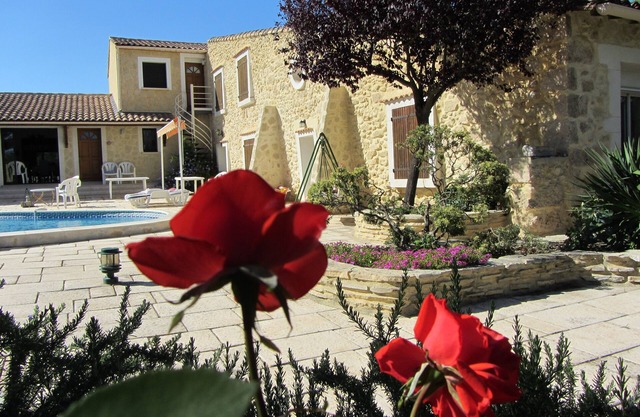 House near the SEA - private SWIMMING POOL - COUNTRYSIDE - in LANGUEDOC - 15 people