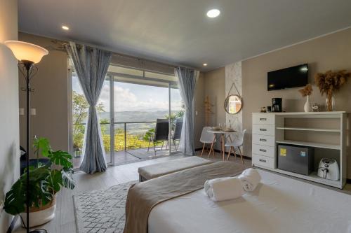 House of Turri Suite Views Terrace & Jacuzzi