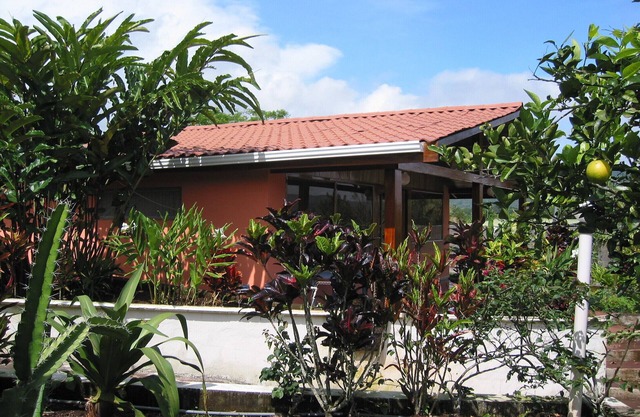 House with fabulous gardens Manny fruit trees patio views of the mountains