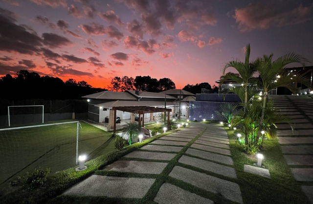 House with Gated Community, Swimming Pool and Nature View, Ibiuna