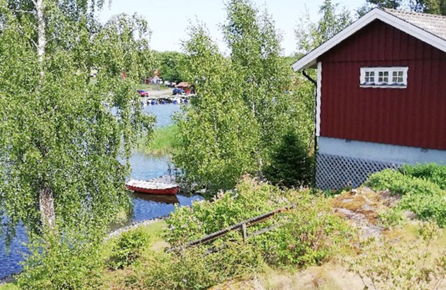 House with lake plot and own jetty on Skansholmen outside Nyköping | SE14018