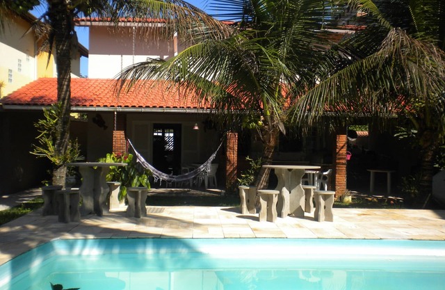 House with Pool - 4 Bedrooms. Investments