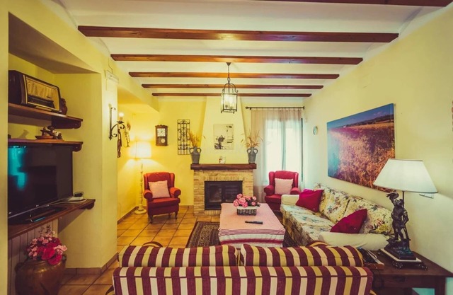House with private patio with max 17 people