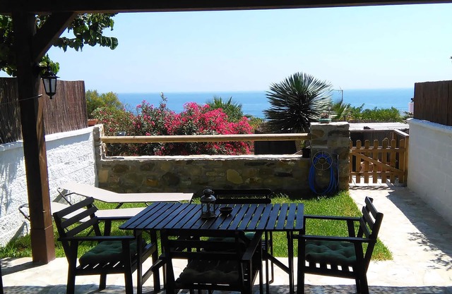 House with sea views. Free WIFI. Punta Paloma, Tarifa