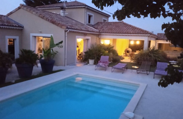House with swimming pool, at the foot of the CORNAS Ardèche vineyard