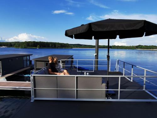 Houseboat at Mookerplas with Barrel Sauna, cleaning included