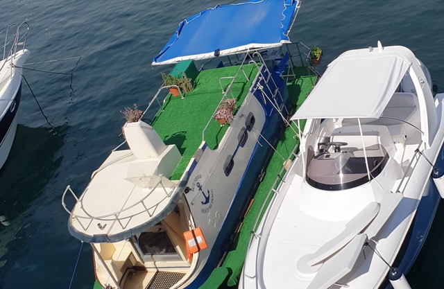 Houseboat Experience - 0 km from the sea