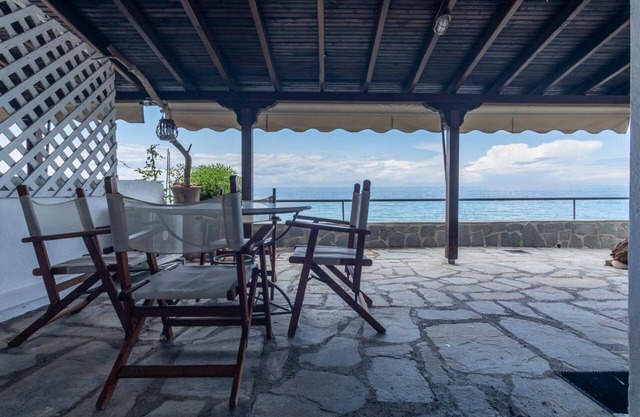 Houseloft Grand Sunset Siviri Beach